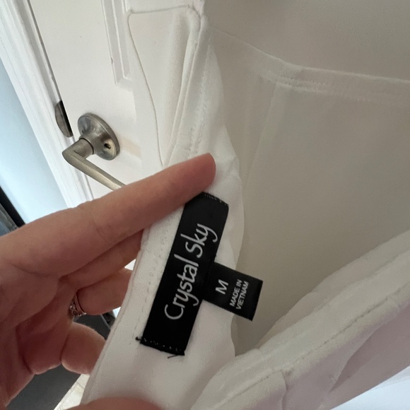 Crystal Sky White Wide Leg Jumpsuit Cross back Size Medium - Picture 6 of 6